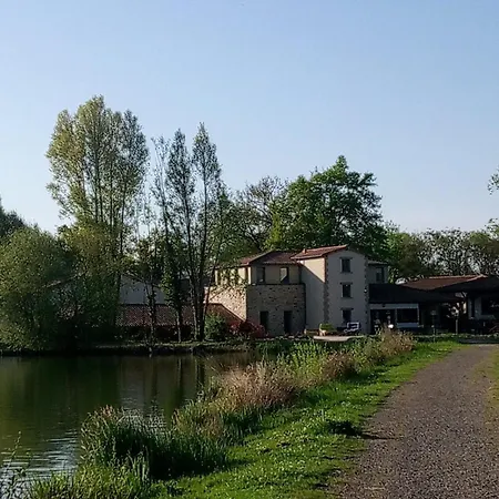 Apartment Les Cles Nature 44 *